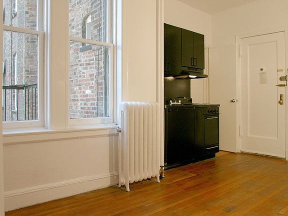3rd image of 92 Grove St APT 43