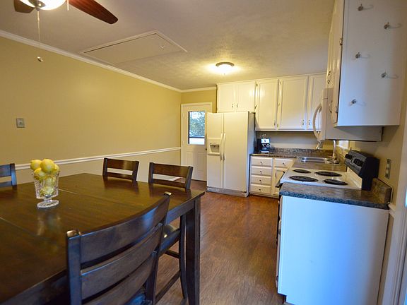 5th image of 101 Morris Ln