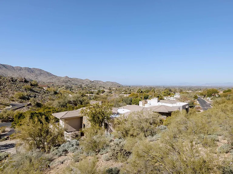 7451 N Las Brisas Ln — Photo 49