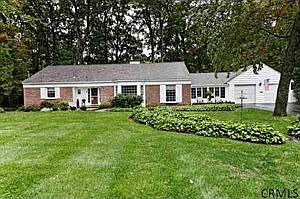 2nd image of 67 Saratoga Dr