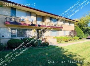 10538 W Bobolink Ave #7, Milwaukee, WI 53225