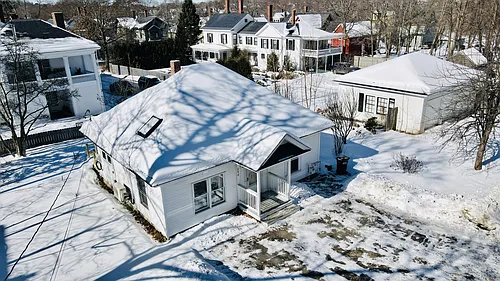 240 Pine St Photo 1
