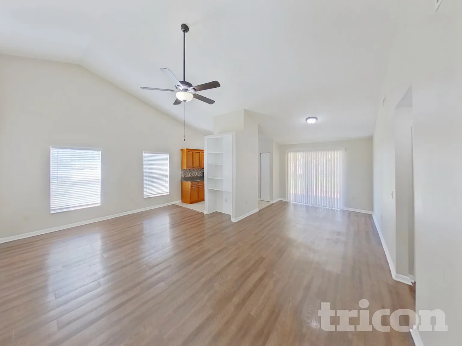 3323 W Marcum Street Tampa FL — Photo 4