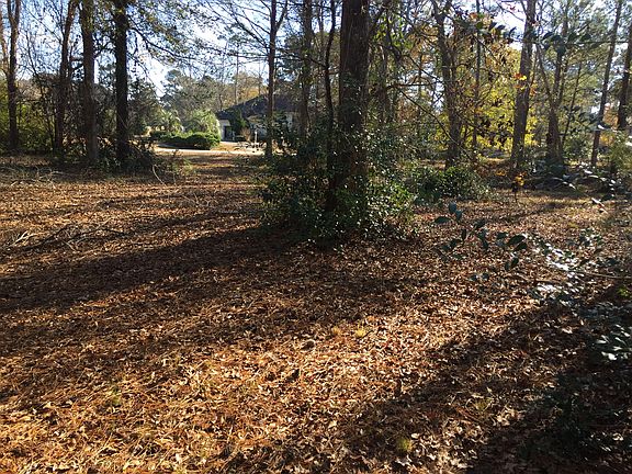 4th image of Brookwood Park