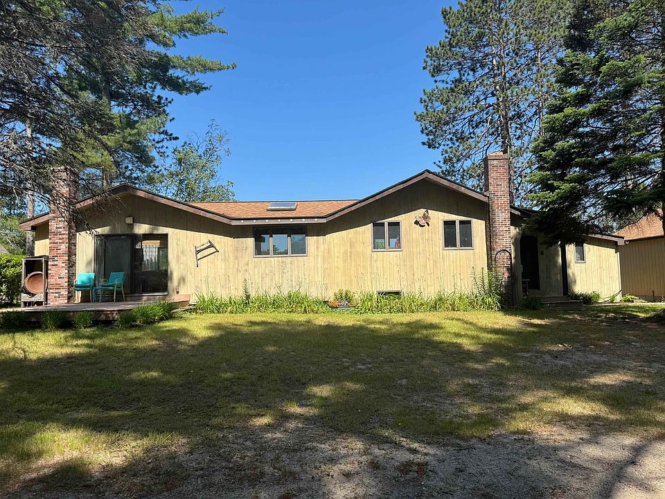 2nd image of 6 Cassie Cove Road