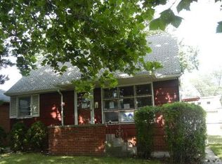 34 Elizabeth St, Calumet City, IL