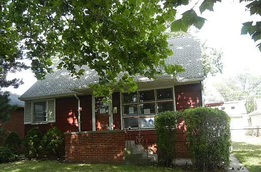 34 Elizabeth St photo 1