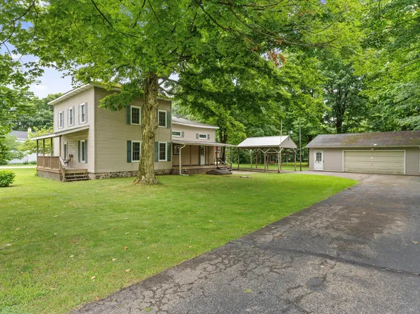 61095 Barron Lake Rd, Niles, MI 49120