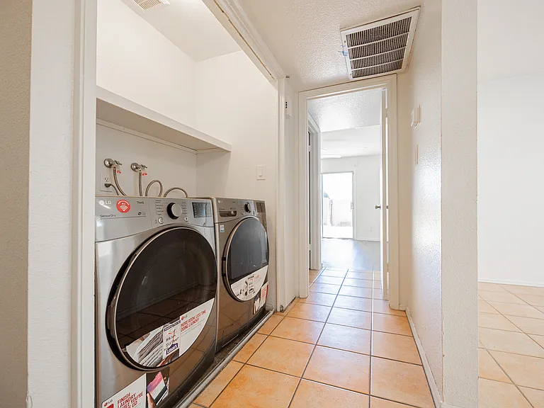 2145 S Dorsey Ln — Photo 19