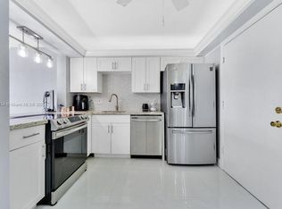 4751 NW 21st St APT 606, Lauderhill, FL 33313