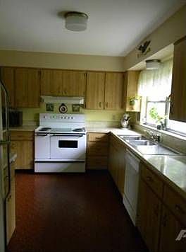 All appliances stay!