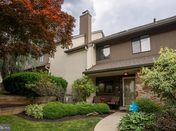 78 Oak Knoll Dr, Berwyn, PA 19312