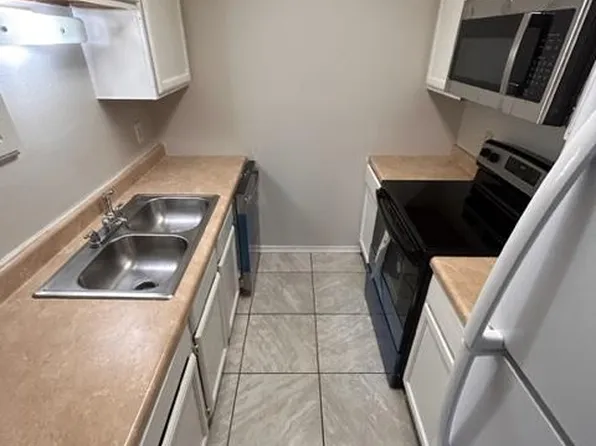 1120 43rd Ave #C, Gulfport, MS 39501