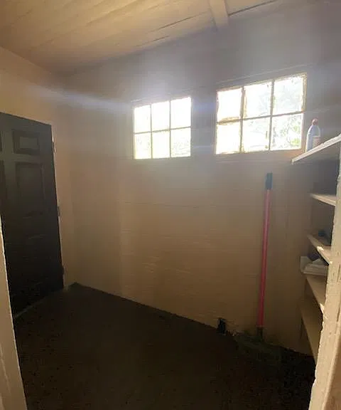 736 New Castle Ave — Photo 9