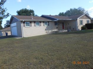 621 Lawrence St, Mountain Home, AR 72653