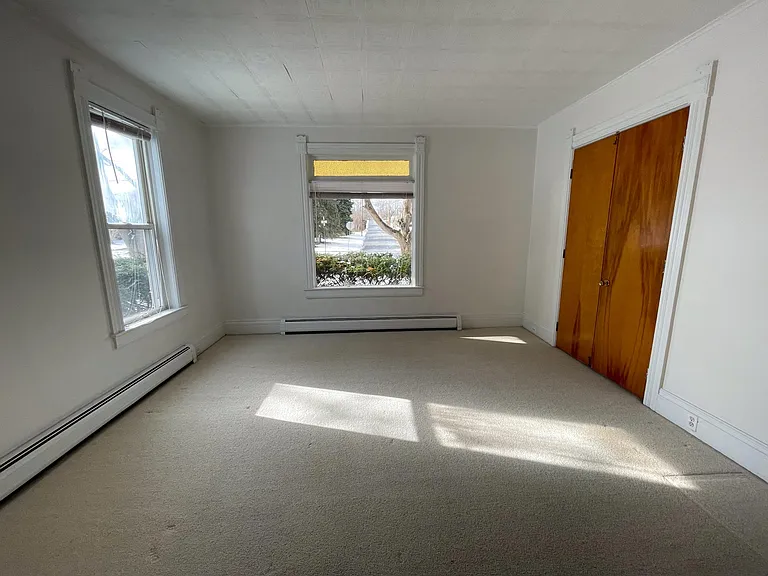 55 Oak St #1 — Photo 8