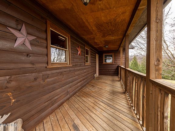 4th image of 124 Holston Acres Dr