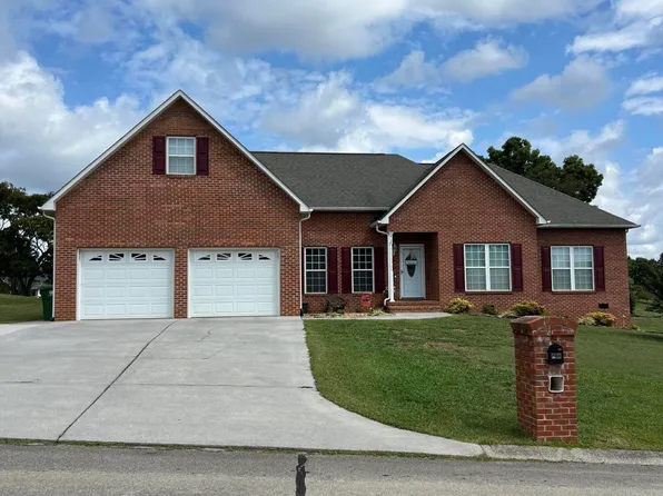 412 Amberland Ln, Maryville, TN 37804