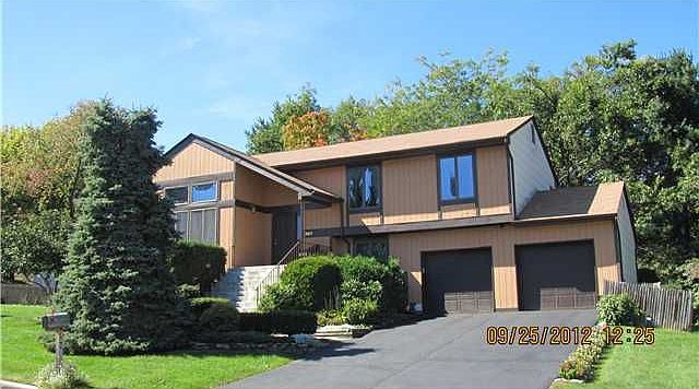 1st image of 305 Stephenson Ln