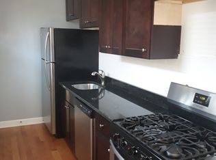 1644 W Pratt Blvd, Chicago, IL 60626