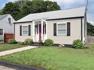 180 Burgess Ave, Pawtucket, RI 02861