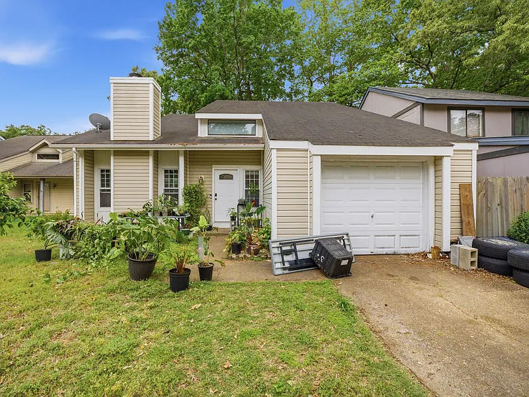 13409 Oakleaf Ct — Photo 4