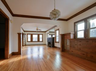 1301 Vincent Ave N, Minneapolis, MN 55411