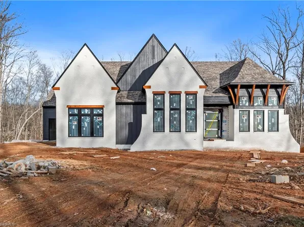 9447 Lissara Camp Ct, Lewisville, NC 27023