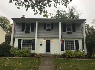 1822 Rosewood Ave SE, Grand Rapids, MI 49506