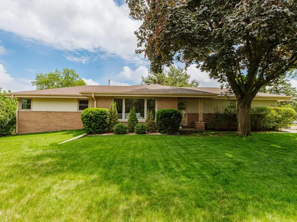 17020 Grant COURT, Brookfield, WI 53005