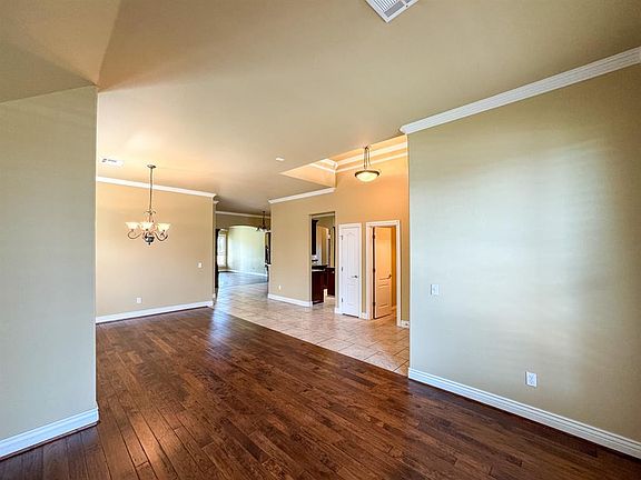 5th image of 3212 Riverwalk Dr