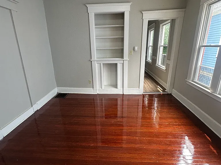 103 Sheffield Ave #2 — Photo 3