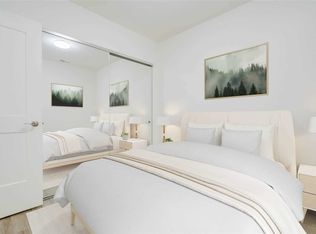 365 Beech Ave #316, Toronto, ON M4E0C2