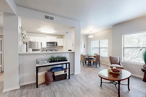 Sereno Park Apartments — Photo 14