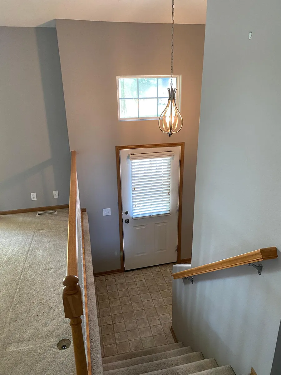 Building Photo - 5817 S 186th Ave