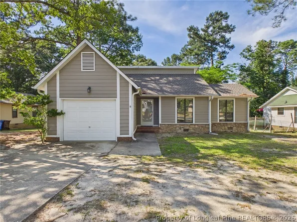 7092 Pantego Dr, Fayetteville, NC 28314