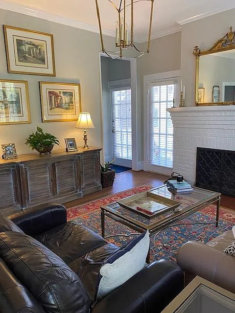 204 E Park Dr — Photo 3