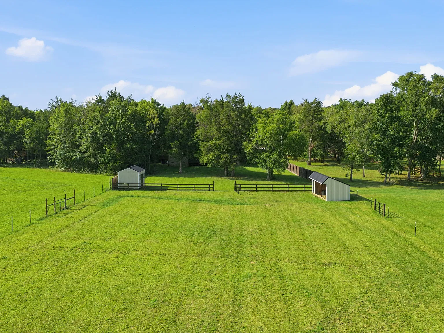 14700 Mount Pleasant Rd — Photo 3