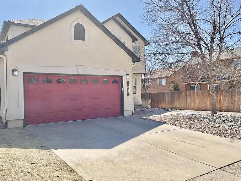 1835 Windover Ct — Photo 3