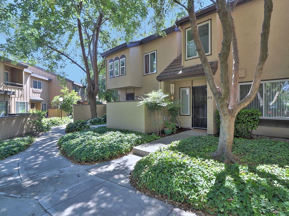 1st image of 854 Toiyabe Ct
