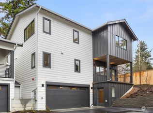 10046 Ravenna Ave NE, Seattle, WA 98125