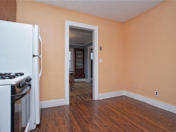 5th image of 1447 Orchard Heights Dr