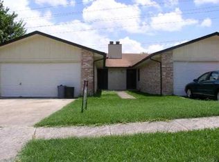 7236 Rimwood St, Live Oak, TX 78233