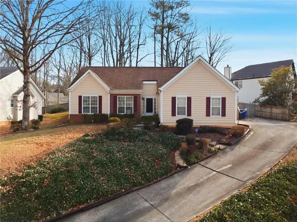 2001 Stone Forest Dr, Lawrenceville, GA 30043