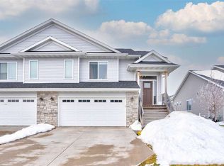 715 Brook Ridge Ave, North Liberty, IA 52317