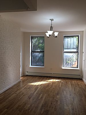 2nd image of 517 E 5th St APT 230
