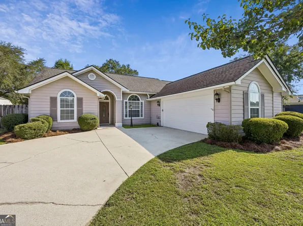 211 Greenbriar Rd, Kingsland, GA 31548