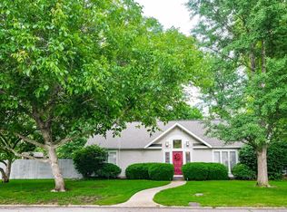 2910 W Devon Rd, Muncie, IN 47304