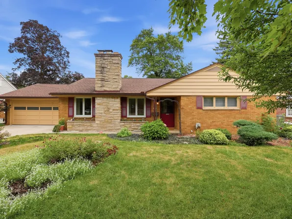 1110 Dwillard Dr, Kalamazoo, MI 49048