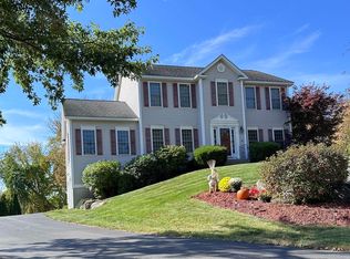 20 Summit Rd, Bedford, NH 03110